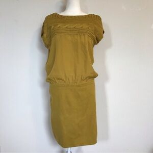 Vince Camuto Sweater Dress sz M mustar yellow Short Sleeve Drop Waist Stretch